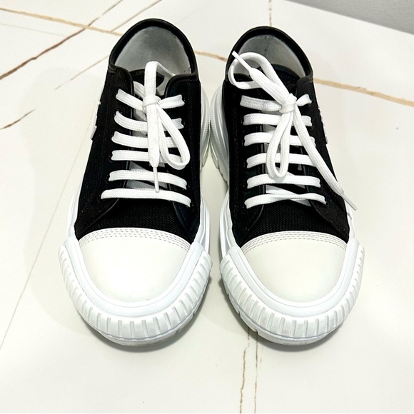 LOUIS VUITTON Canvas LV Squad Low-Top Sneakers - Picture 5 of 6